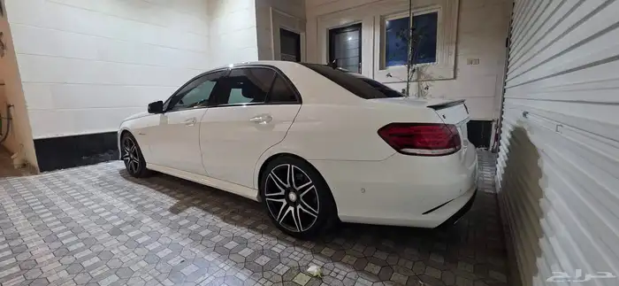 مرسيدس E500 V8 Biturbo 6