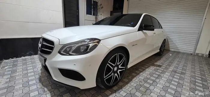 مرسيدس E500 V8 Biturbo 3