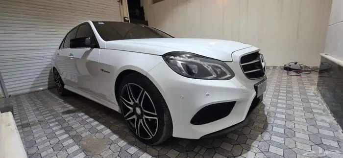 مرسيدس E500 V8 Biturbo 2