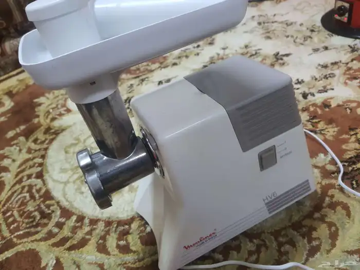 مفرمة لحم مولينكس فرنسي شبه جديده لاعلى سوم 1