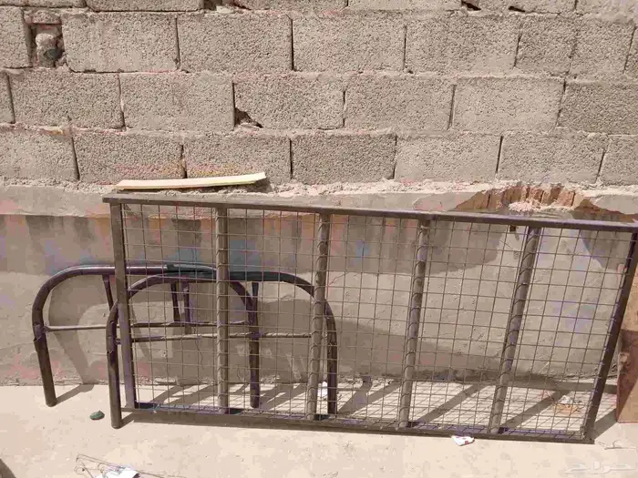 2 سرير بحاله ممتازه سعر الواحد 70 ريال 0
