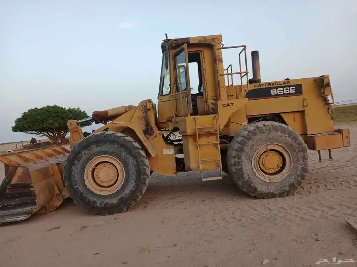 شيول 966E  للايجار ب اليوميه والشهر 0