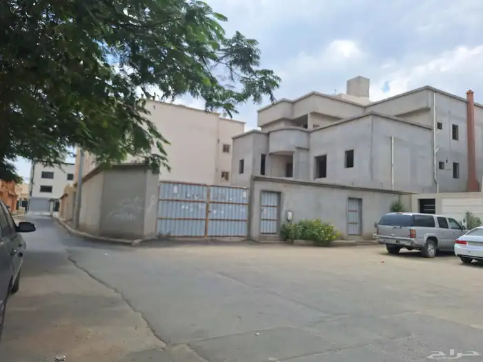 فله ودور منهيه على البلاط والجبوس للبيع 0