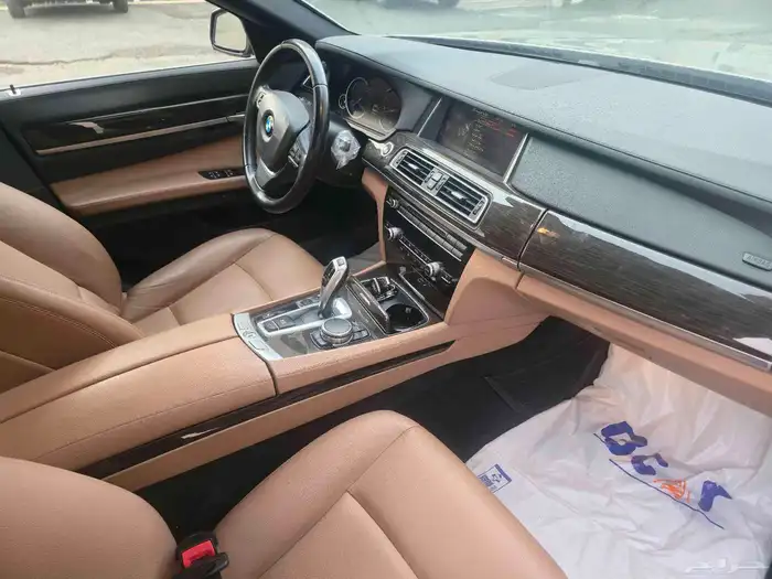 BMW 730Li 2015 5