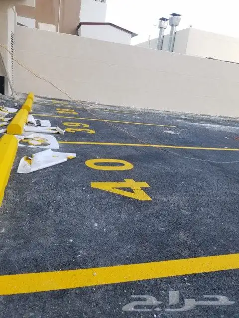 عزل مواقف السيارات بماده الابكسي مع التخطيط 0