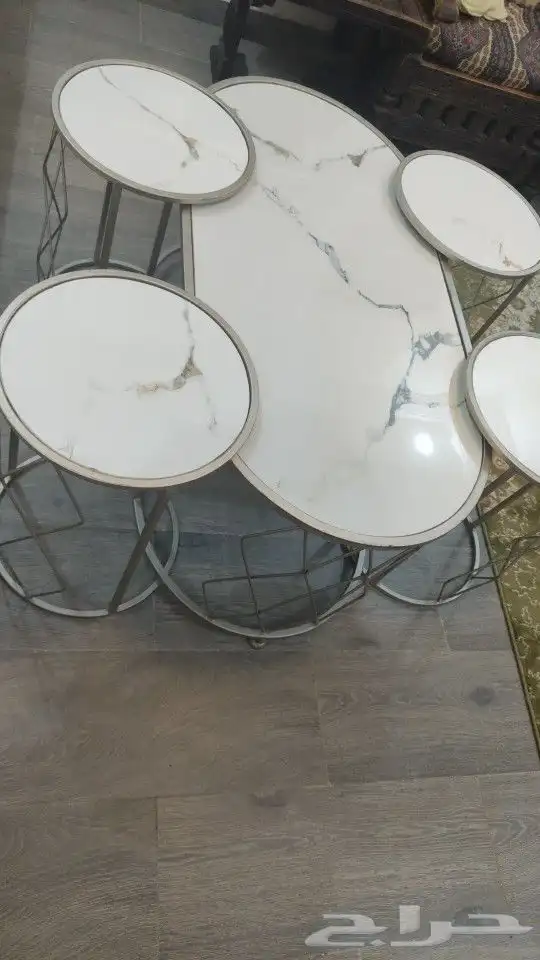 طاوله ضيافه مع اجهزه للبيع 0