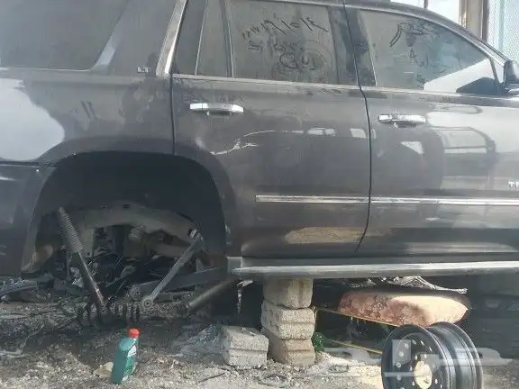 يوجد لدينا جميع انواع قطع غيار السيارات المستخدمه تشليح 9