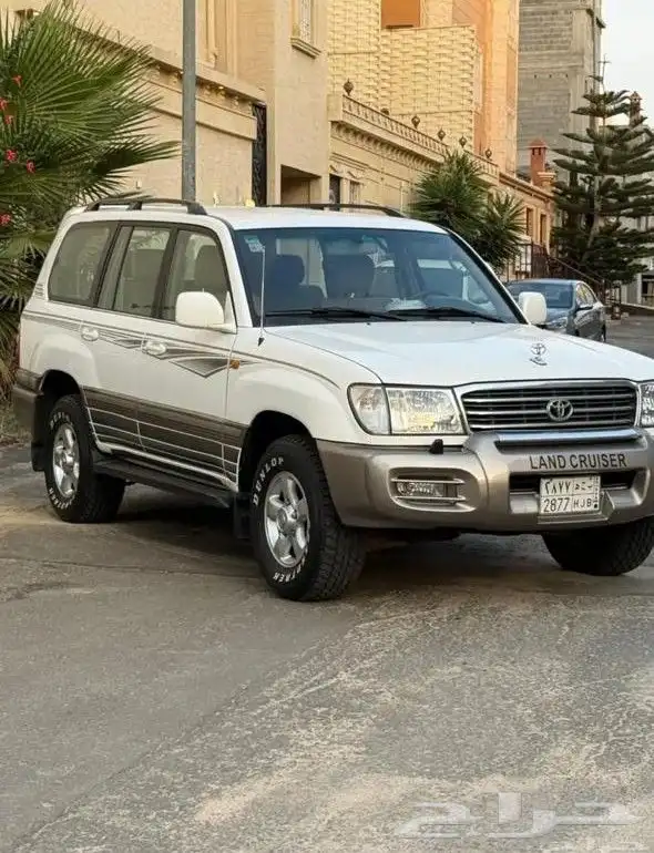 لاندكروزر 2002 VXR خليجي 8 سلندر قير عادي او البدل المناسب 0