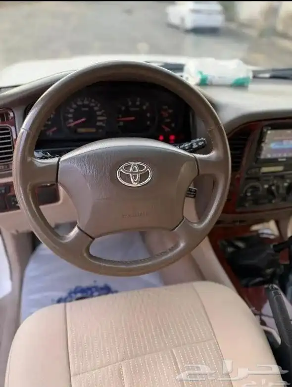 لاندكروزر 2002 VXR خليجي 8 سلندر قير عادي او البدل المناسب 9