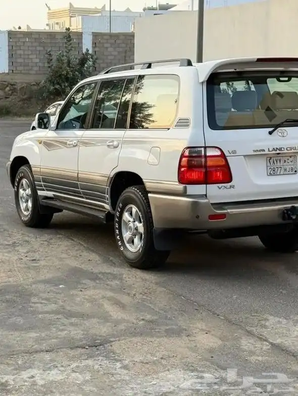 لاندكروزر 2002 VXR خليجي 8 سلندر قير عادي او البدل المناسب 21