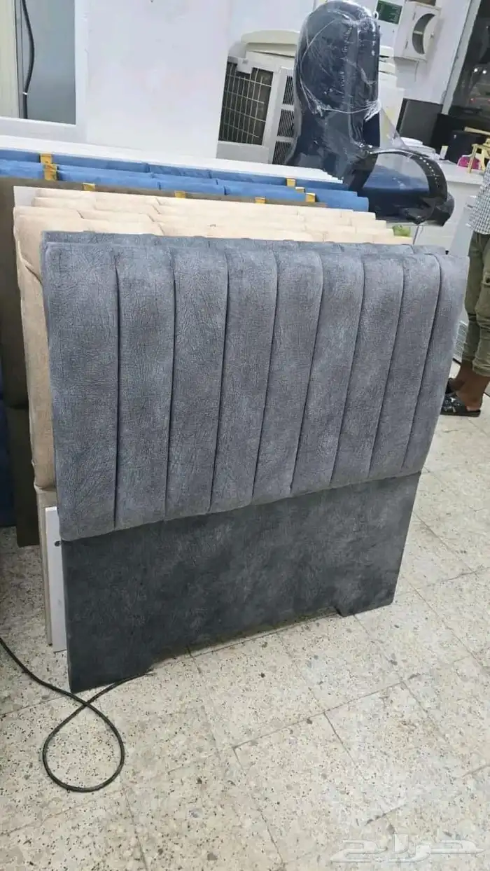 جوز سرير نفر ونص اسود من غير م ل ه 0