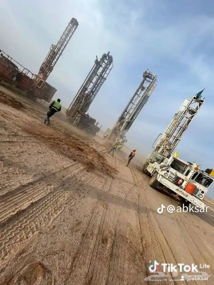 جهاز كشف مياه أبار ارتوزيه يوجد لدينا حفار 4