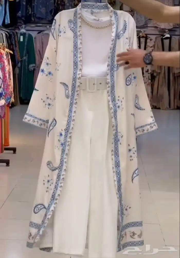 مصممة ازياء 4