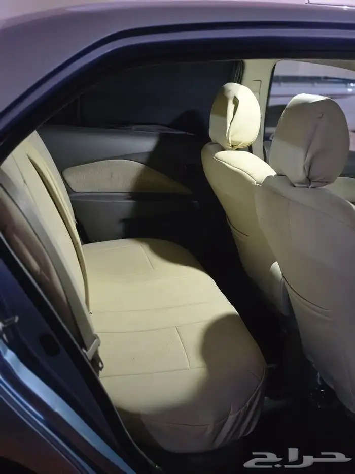 تويوتا يارس 2011 4