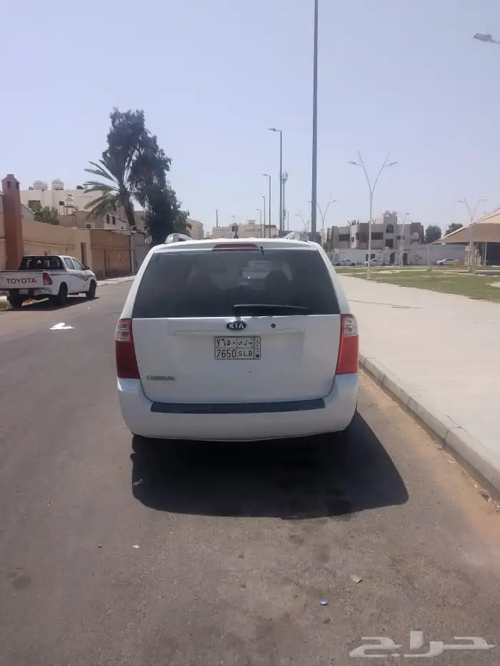 كيا كارنفال 2012 0