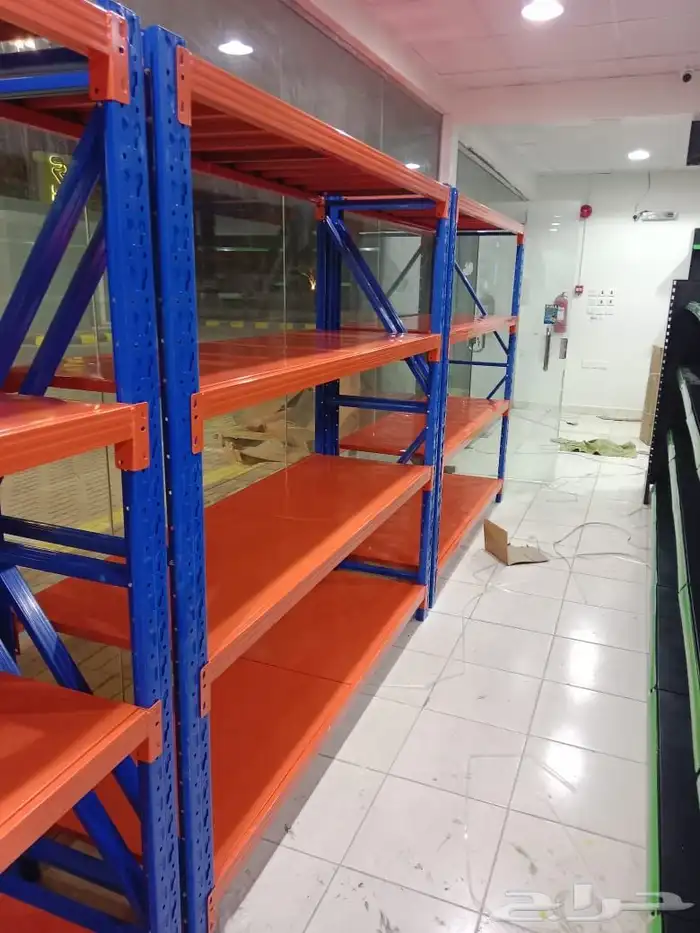 يوجد لدينا رفوف سوبر ماركت ويوجد رفوف مستودعات 6