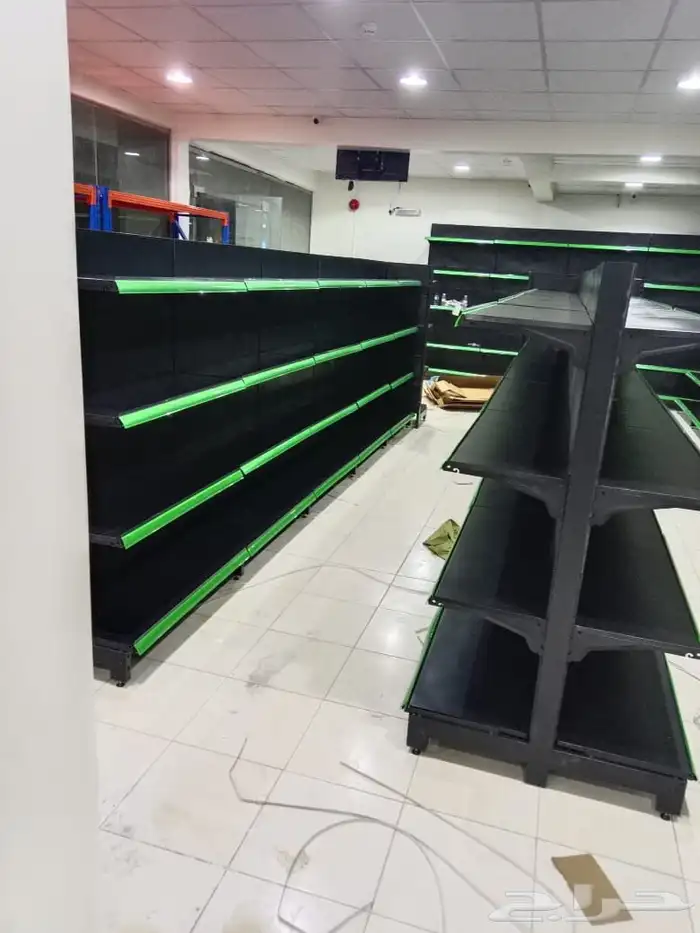 يوجد لدينا رفوف سوبر ماركت ويوجد رفوف مستودعات 1