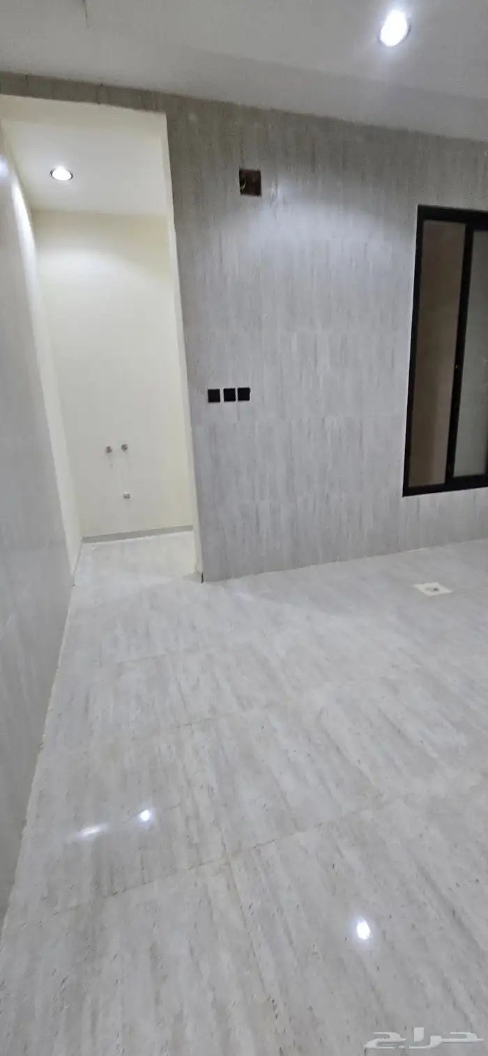 دور ارضي بحي السويدي الغربي للبيع 9