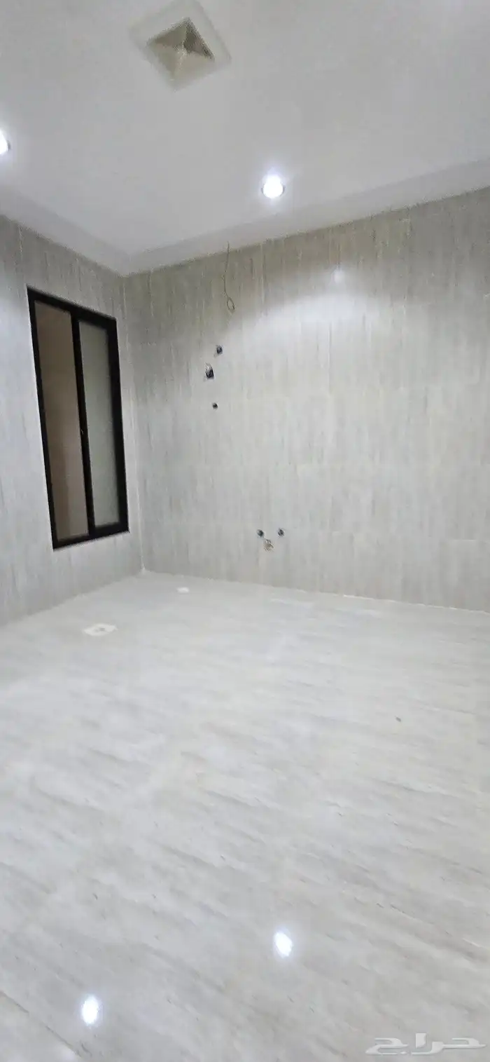 دور ارضي بحي السويدي الغربي للبيع 8