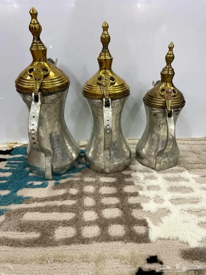 للبيع طقم دلال نظيفه 1