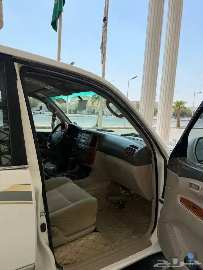 لاندكروزر VXR1 2003 4