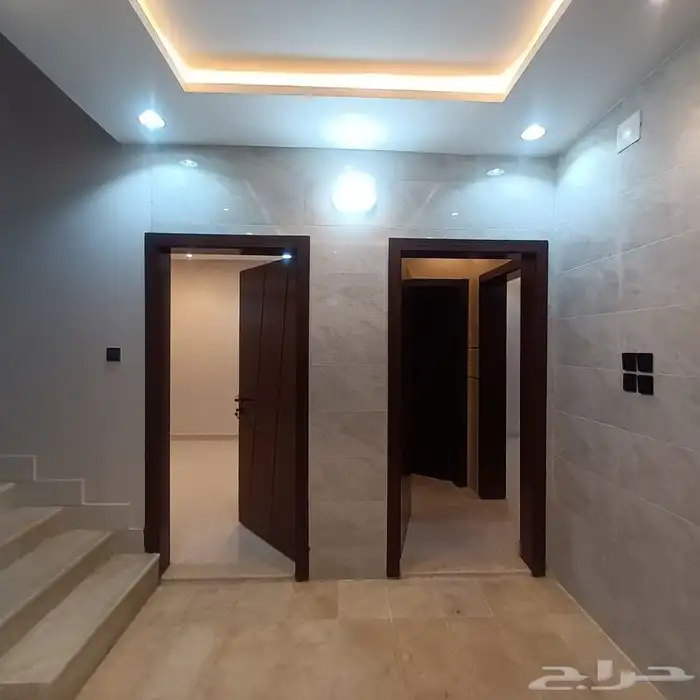 فيلا للبيع عباره عن شقتين فوق بعض ولي العهد 7 3