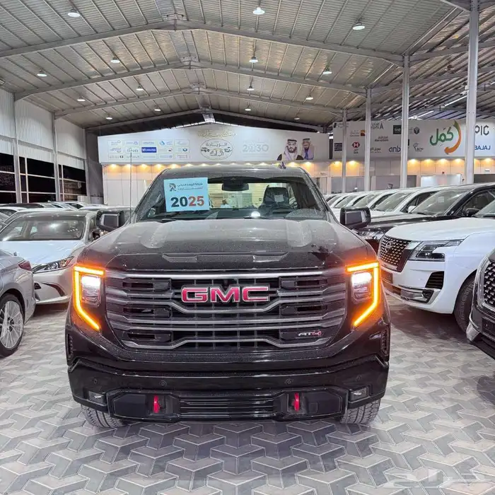 جيمس سييرا At4 2025 بهبهاني اللون الأسود 0