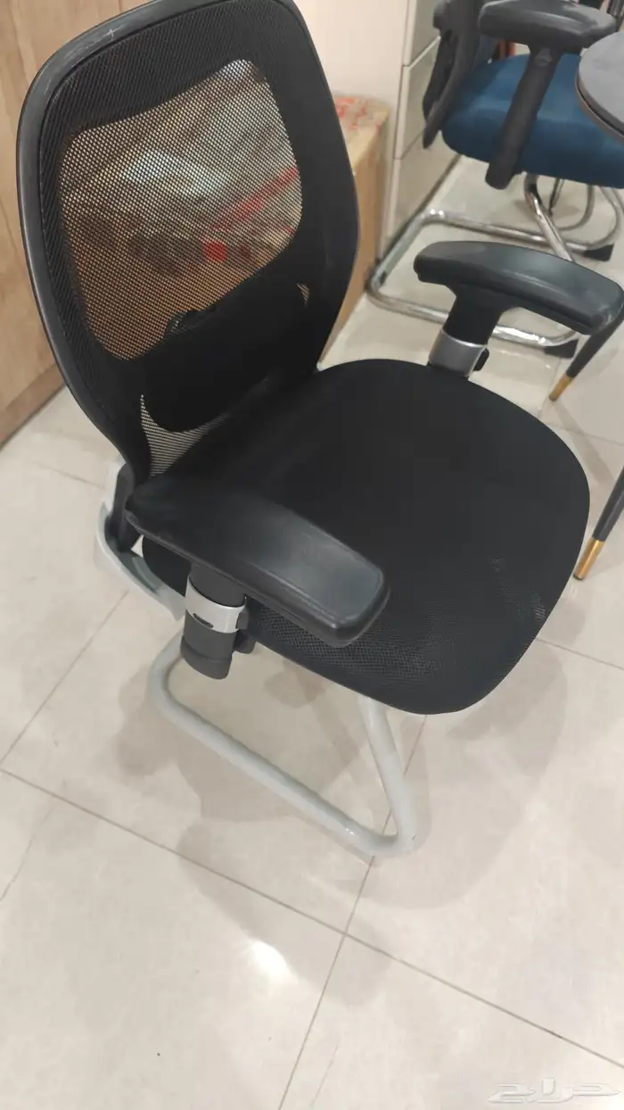 كراسي مكتبية فاخرة من الجريسي 24