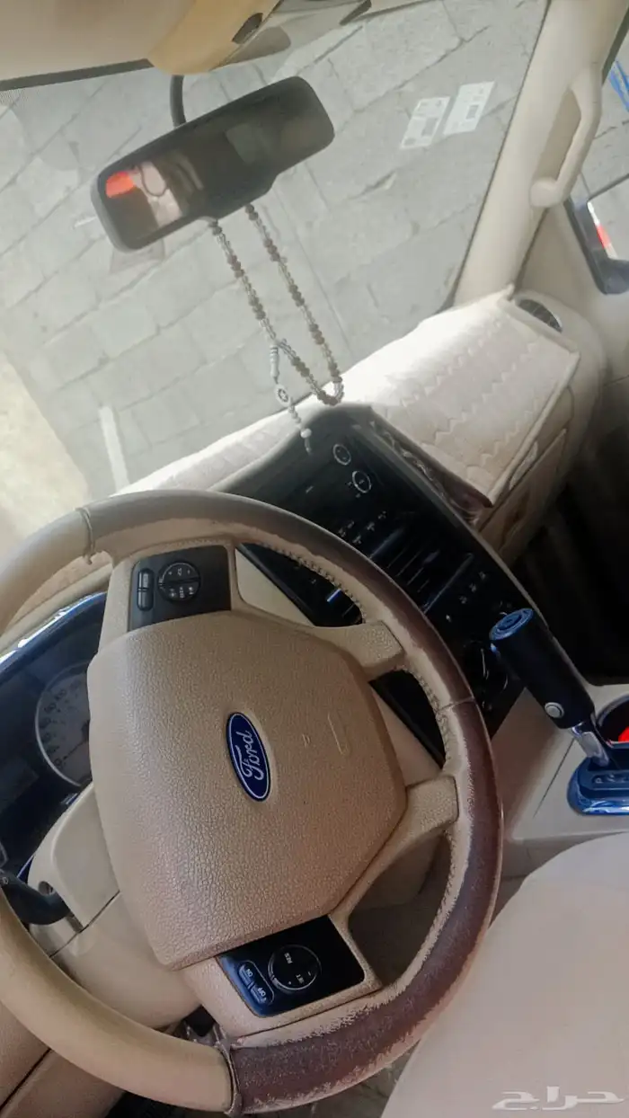 للبيع سيار  فحص جديد استمار  جديد قير م ين  م يف  لو تمام 0