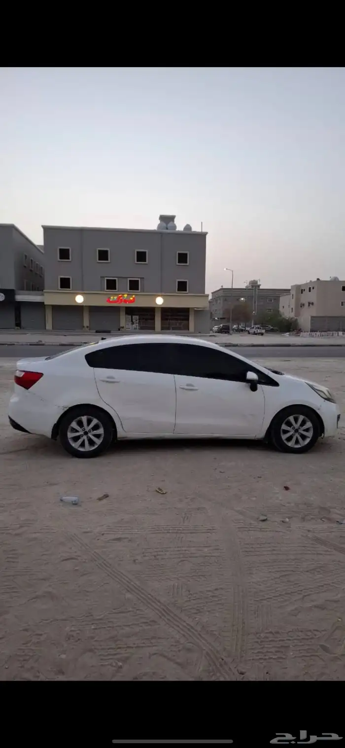 ريو 2014 جراج السيارات مستعمله للبيع قير أوتومتيك بنزين ا 3