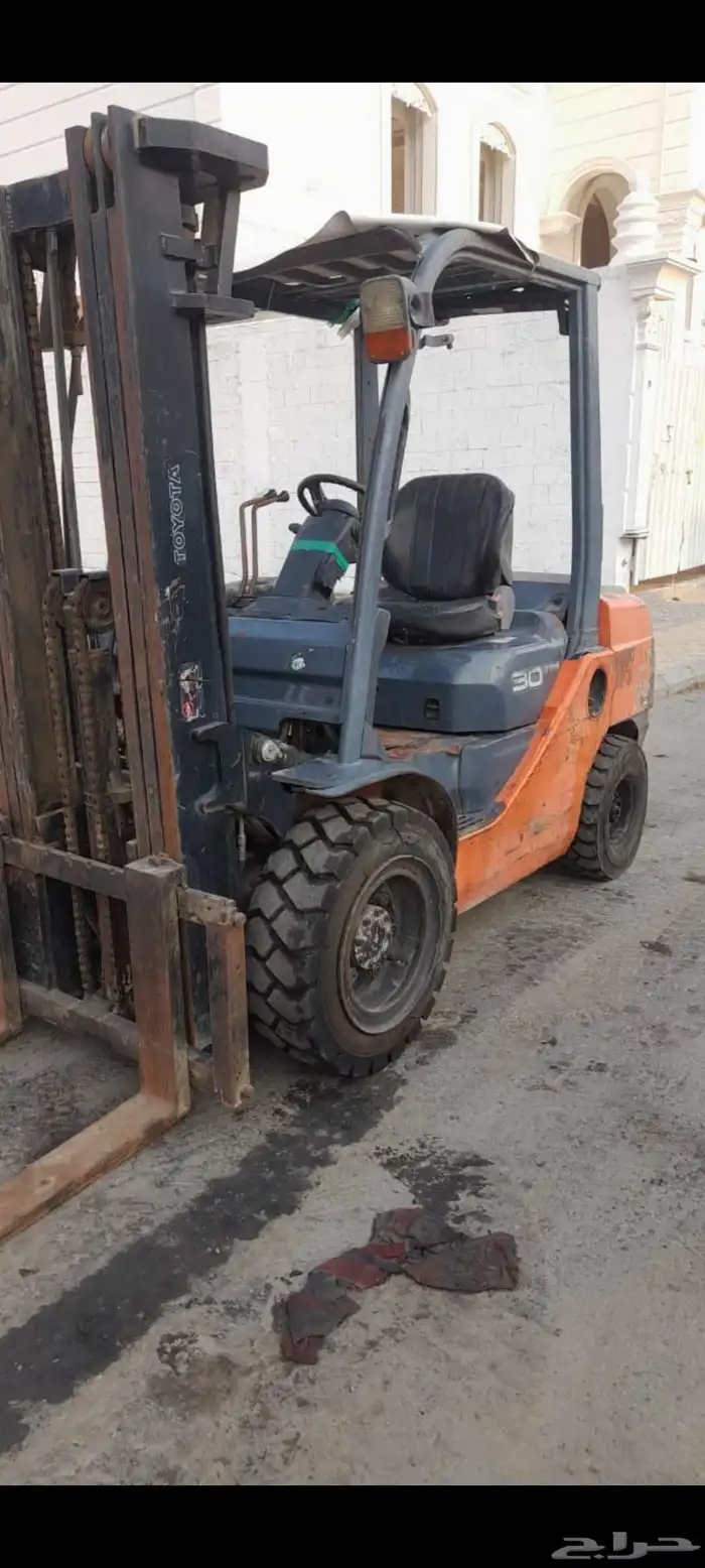 رافعة شوكيه للايجار اليومي وشهري معا السواق وبدون سواق 2