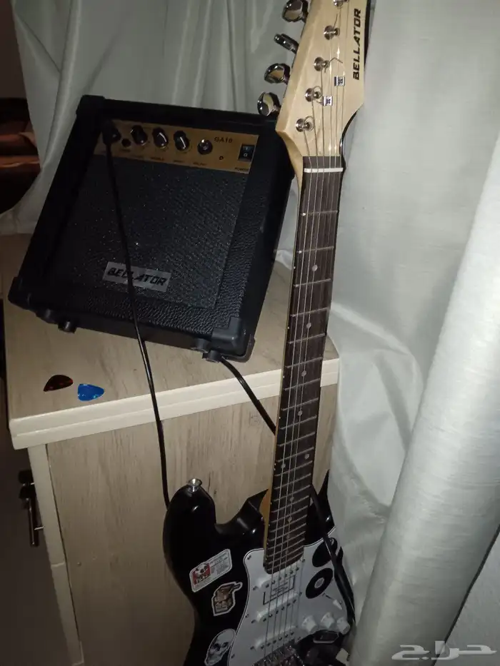 جيتار كهربائي electric guitar للبيع 500 1