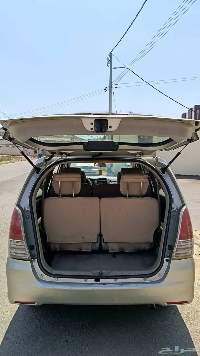 انوفا 2010 للبيع 5