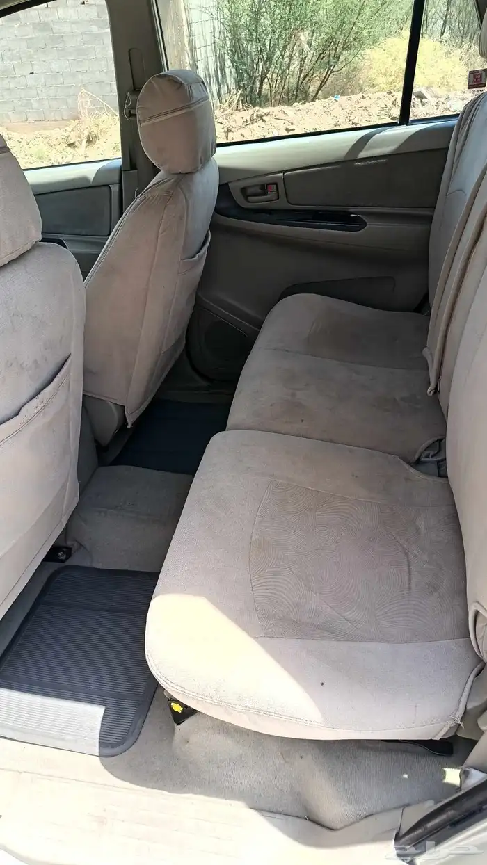 انوفا 2010 للبيع 8