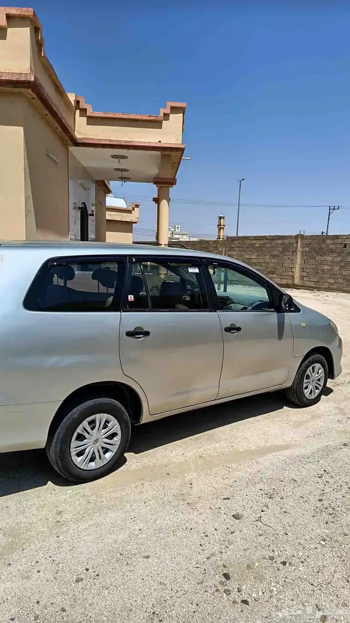 انوفا 2010 للبيع 0