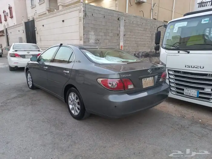 لكزس 2004 4