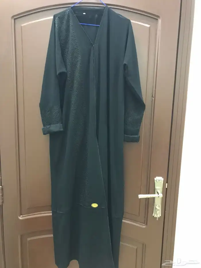عبايات شبه جديدة 4