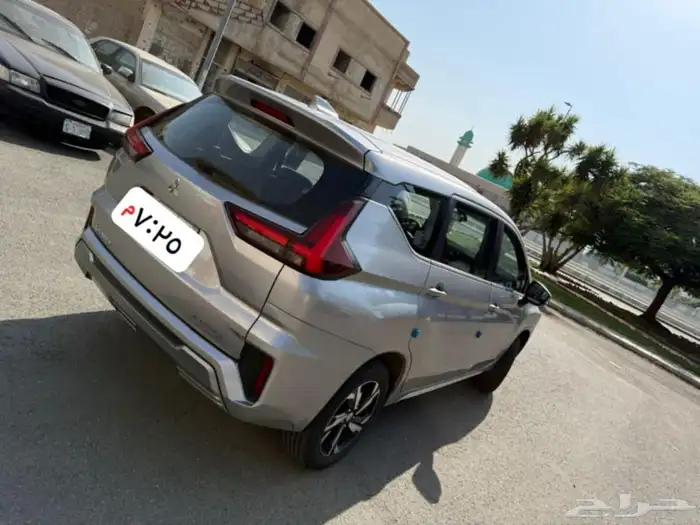 ميتسوبيشي اكسبندر 2023 3