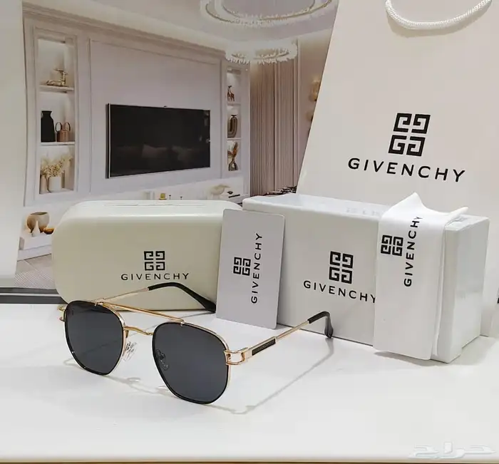 نظارات شمسية معا ملحقاتها 2