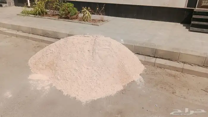 توريد كافه طوب وبطحه والتربه الزراعيه موجود عنا تريله ودينه 5