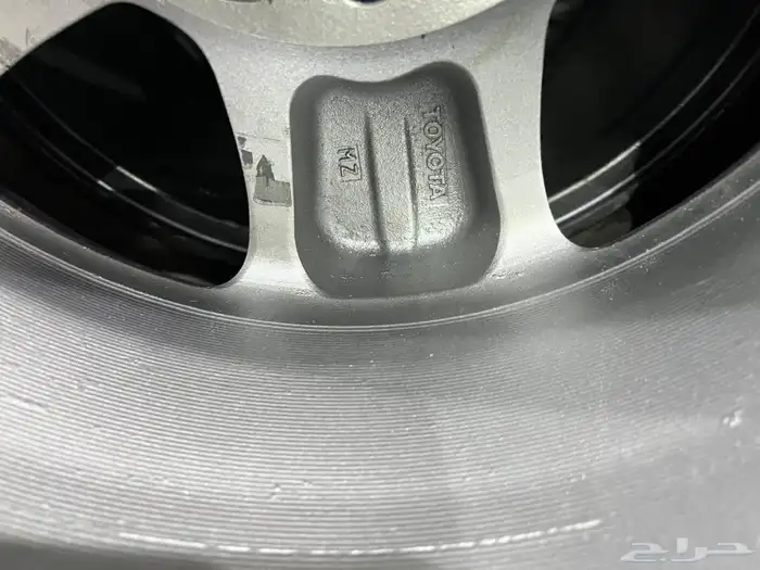 جنوط فكسار جيب 98 مع بالون ديرو مقاس 900.16 تاريخ 23 6