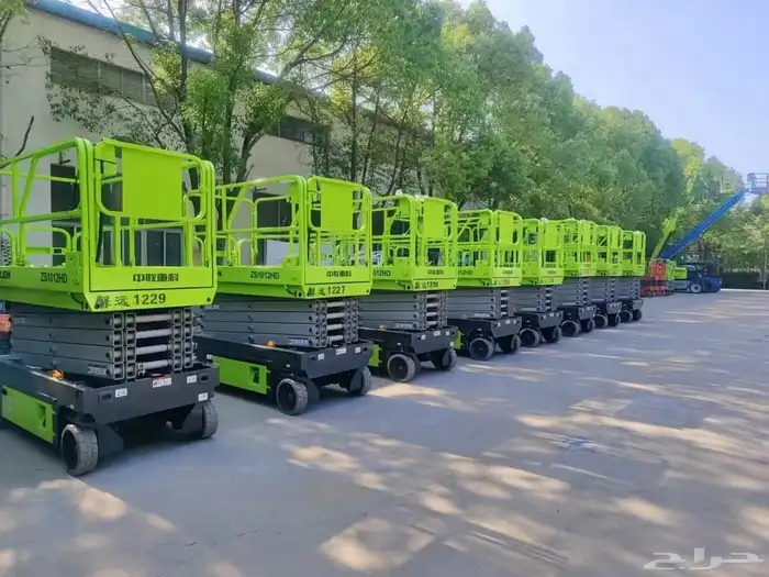 سيزرلفت مانلفت جي سي بي ايجارscissorslfit manlfit for rent 0