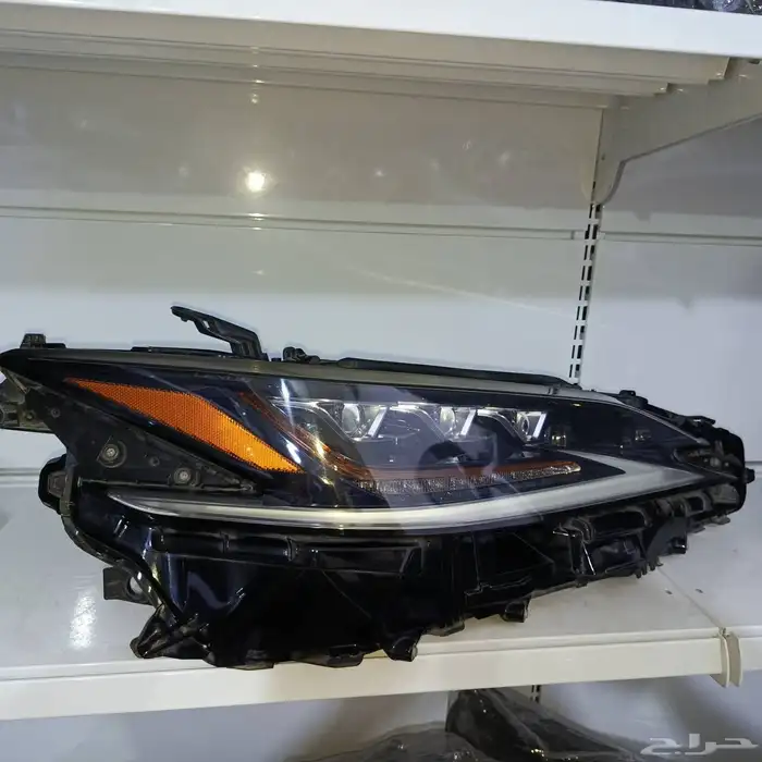 شمعه يمين لكزس ES 2020 2023 1