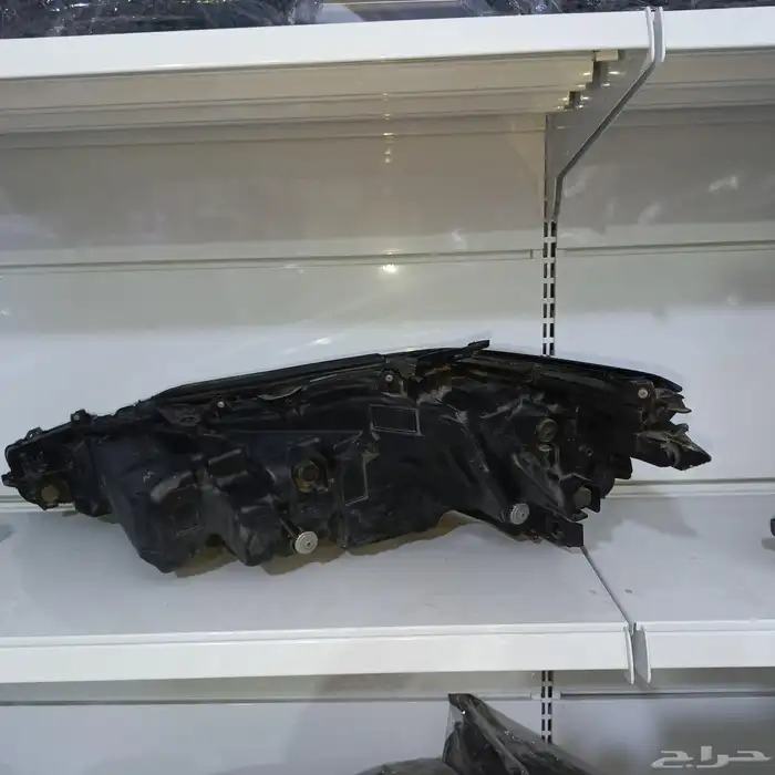 شمعه يمين لكزس ES 2020 2023 6