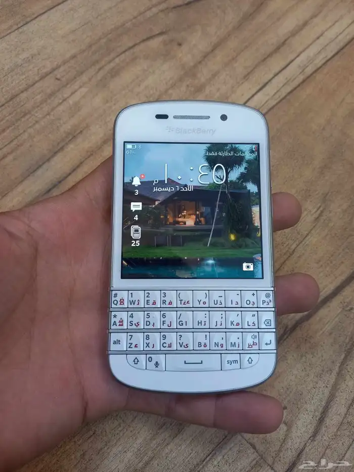 بلاك بيري Q10 blackberry اصدار قديم مخزن شبه جديد 0