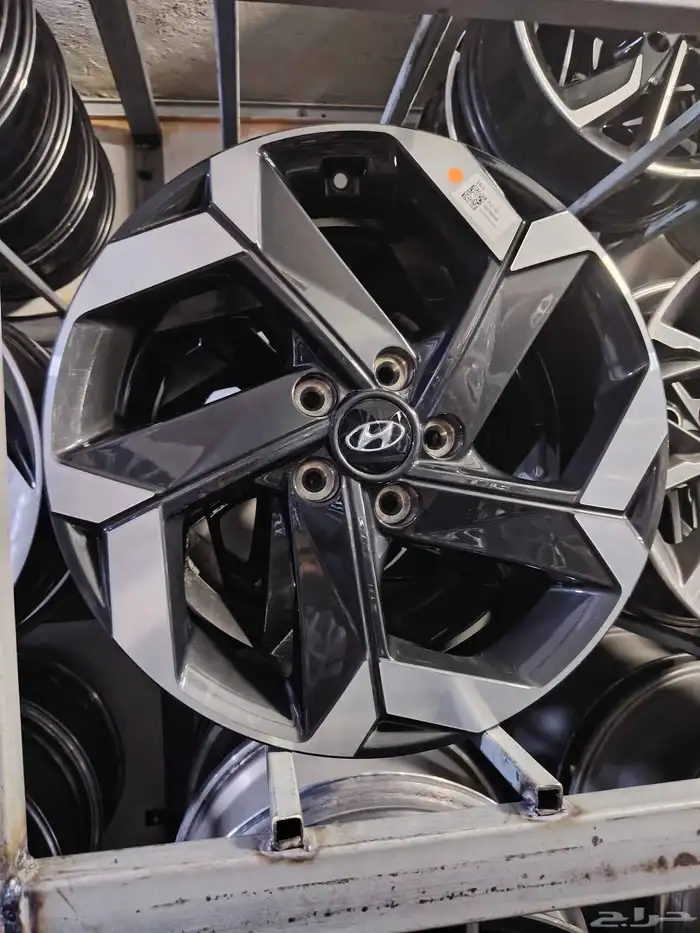 جنوط هونداي كريتا مقاس 18 أصلي موديل 2024 0