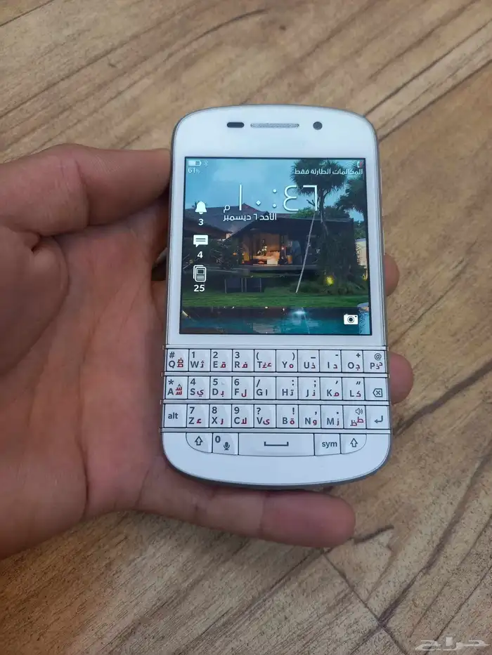 بلاك بيري Q10 blackberry اصدار قديم مخزن شبه جديد 4