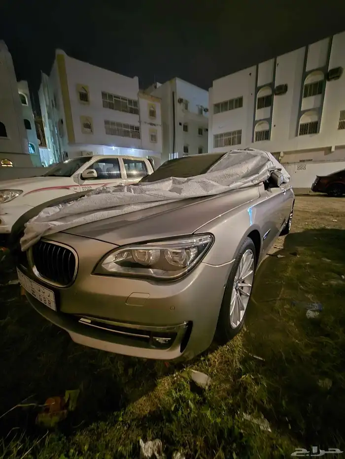 بي ام دبليو 750 2014 17