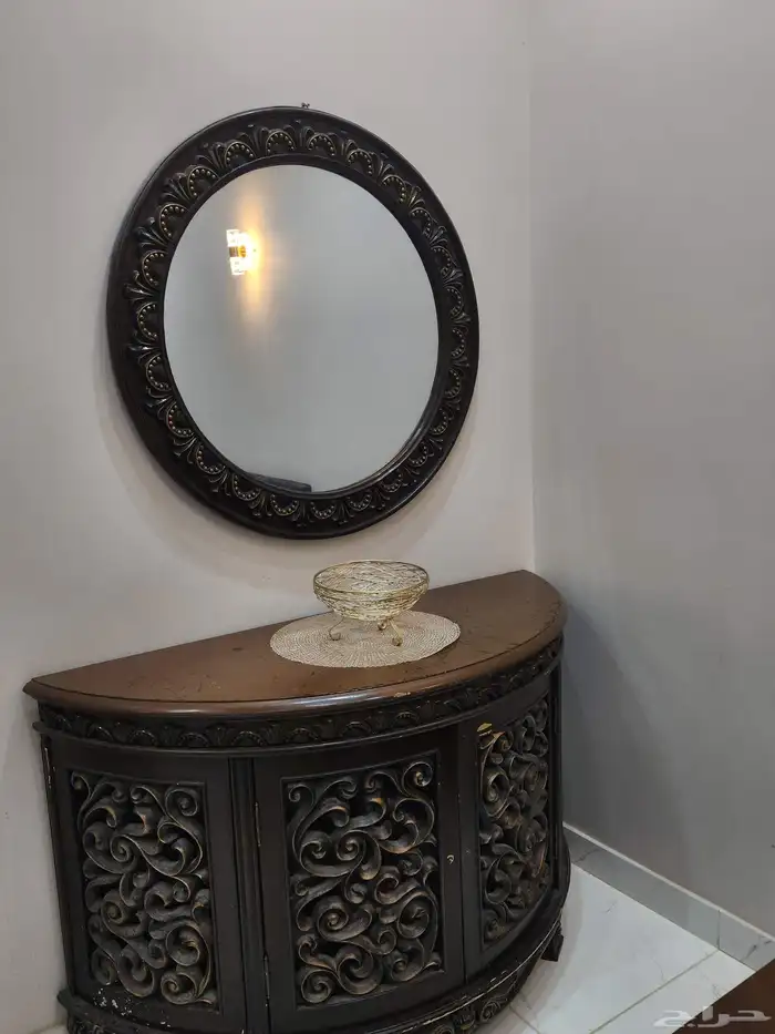 طاولة طعام ومدخل مع مرايه 5