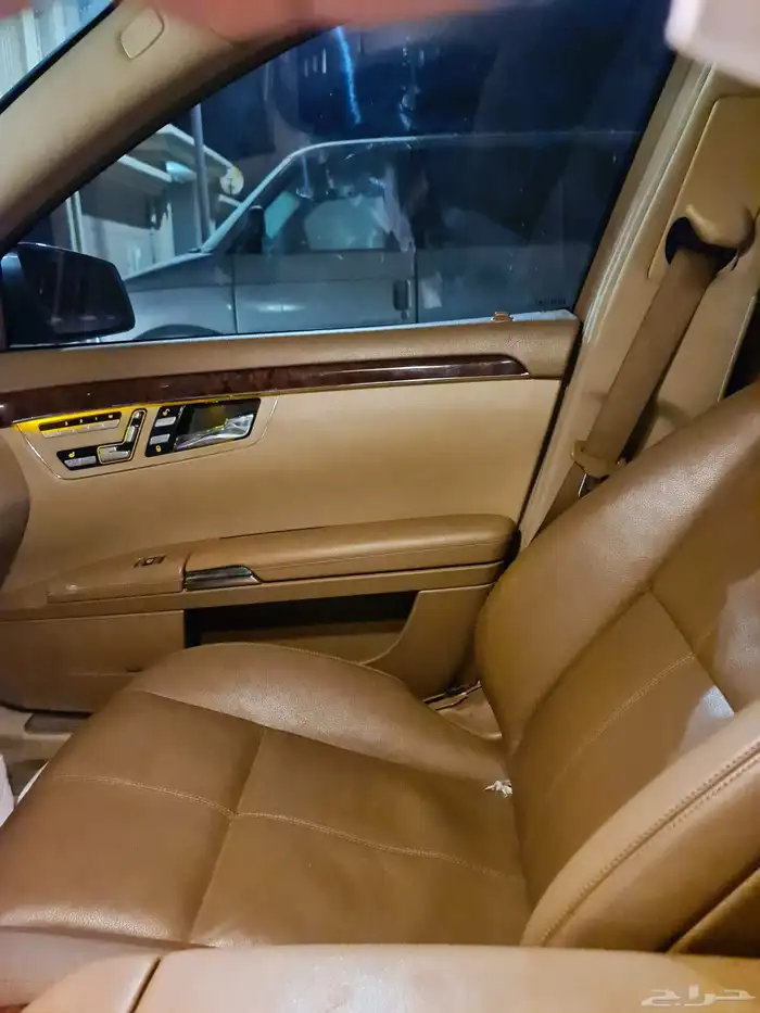سيارة مرسيديس امريكيه 4matic S550 للبيع 3